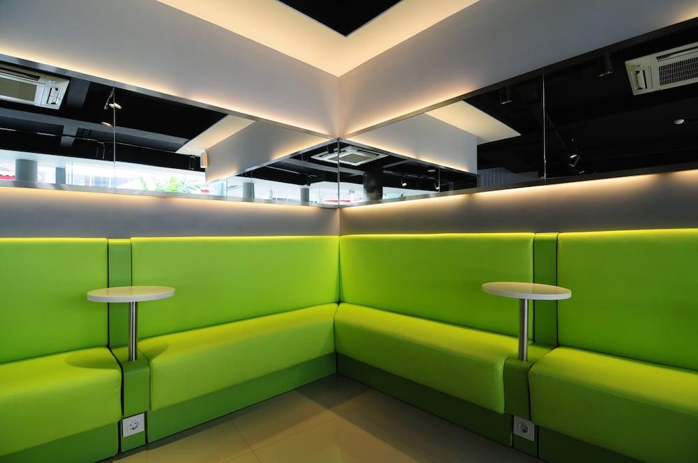 Swift Inn Aeropolis Airport Tangerang Eksteriør bilde